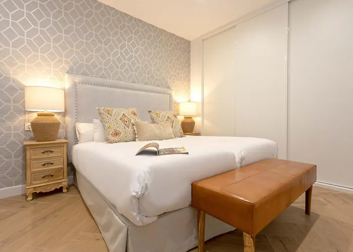 Genteel Capiteles * Grenade